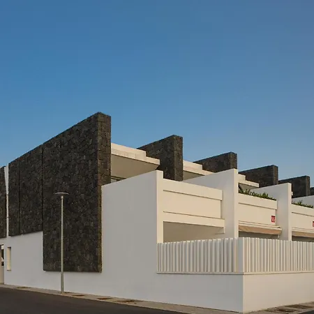 La Islena House - Near The Beach, Air-con, Fast Wifi And Sat Tv By Lanzarote 펜션 플라야블랑카