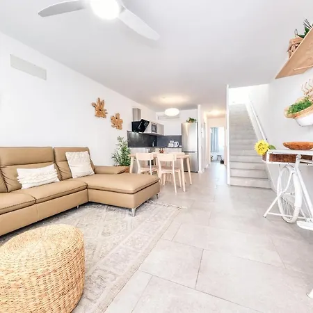 La Islenavivienda Vacacional Nuevo A 500m De La Playa Wifi Rapido Holiday home *